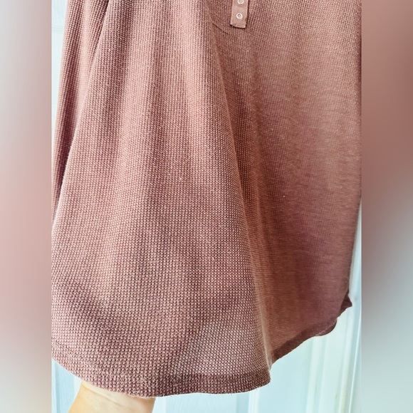 Long Sleeve Henley Shirt - Picture 5 of 6